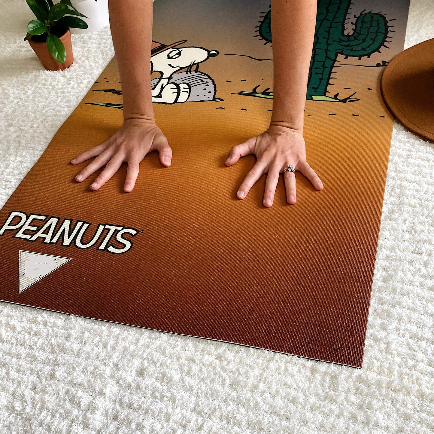 Ascend Yoga Mat Peanuts Snoopy Spike Desert Mat